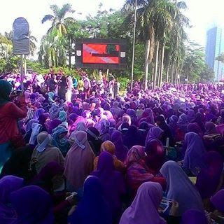 Gerakan Menutup Aurat GEMAR 2016