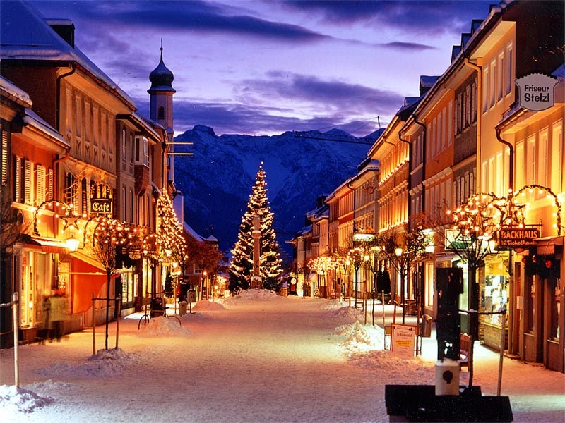 Top 10 Beautiful Cities to Celebrate Christmas | Munich, Bavaria