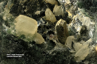 Pirita y calcita, Ofitas de  Peñacerrada, Alava, campo 6 mm