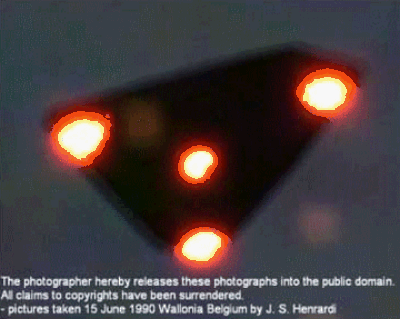 5 Yelloworange Triangular Ufos Put On The Great Show In The Sky Over Albuquerque New Mexico