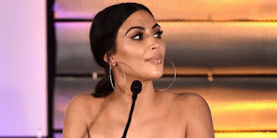 Kim Kardashian HD With Sexy Earings Images