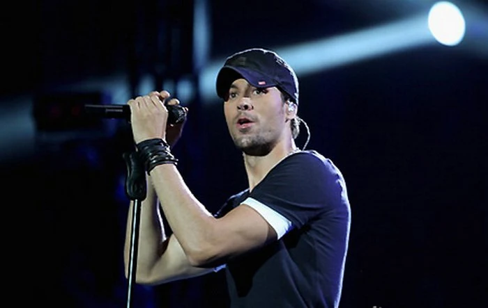 20 Pria Paling Tampan di Dunia, sepanjang masa, enrique iglesias and anna kournikova, enrique iglesias 2015 2020, enrique iglesias youtube, enrique iglesias songs, enrique iglesias el perdón, enrique iglesias mole, enrique iglesias new song, enrique iglesias bailando