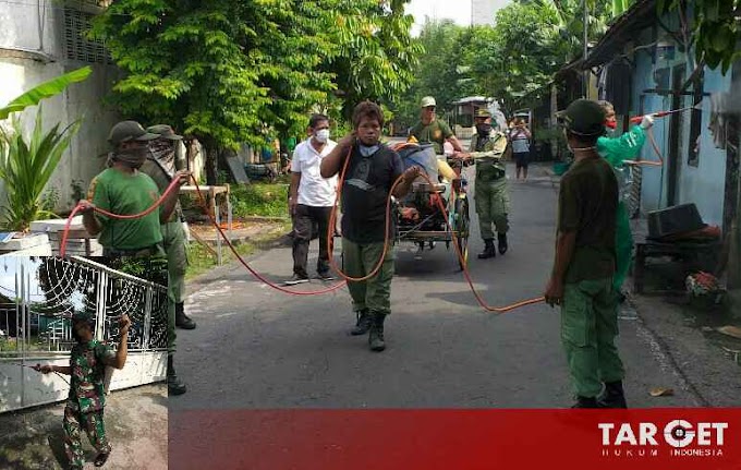 Babinsa Banjarsari, Kesederhanaan Sosialisasi dan Penyemprotan di Wilayah Binaan