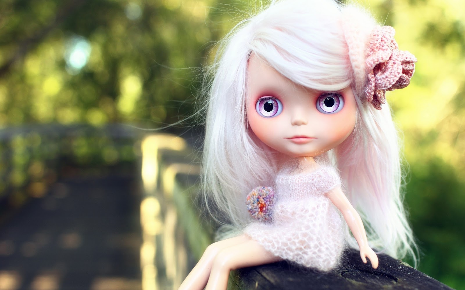 Awesome wallpapers: Beautiful Dolls Free Download Wallpapers