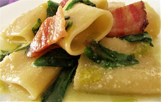 Pasta with Swiss chard sauce 