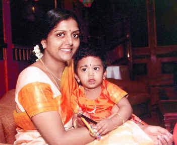 Bhanupriya with her daughter pics