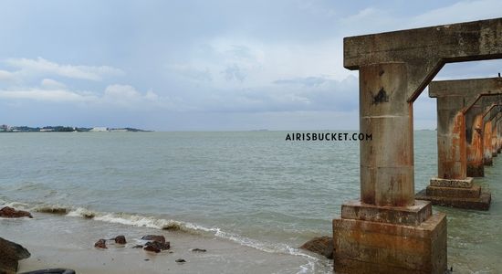 jalan masuk jeti lama sungai rengit pengerang