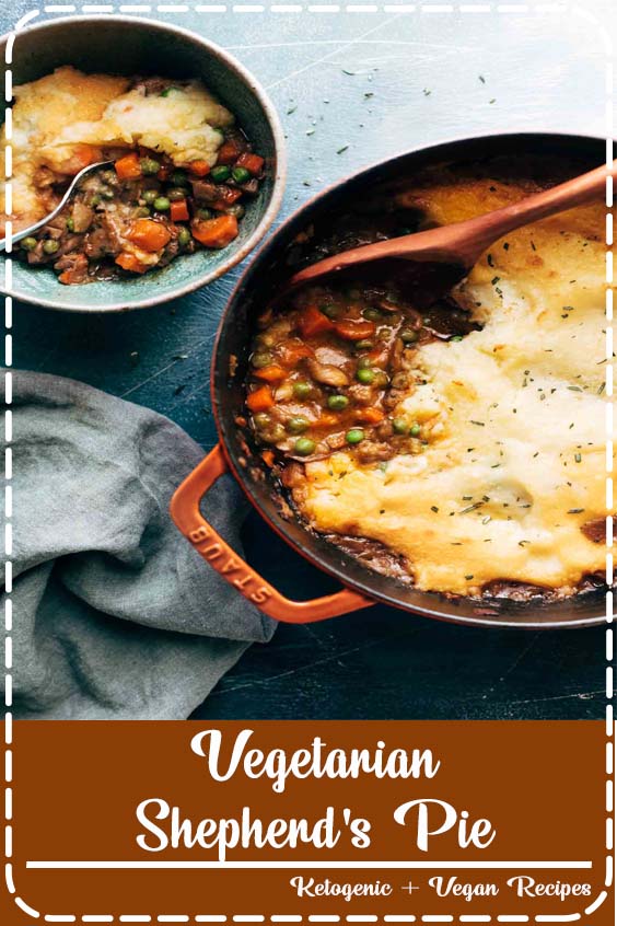 Vegetarian Shepherd's Pie ♡ saucy mushrooms, carrots, and peas topped with creamy mashed potatoes. Real food meets comfort food! #meatless #vegetarian #vegan #mushroom #shepherdspie #cleaneating #casserole #plantbased | pinchofyum.com Vegetarian Shepherd's Pie ♡ saucy mushrooms, carrots, and peas topped with creamy mashed potatoes. Real food meets comfort food! #meatless #vegetarian #vegan #mushroom #shepherdspie #cleaneating #casserole #plantbased | pinchofyum.com