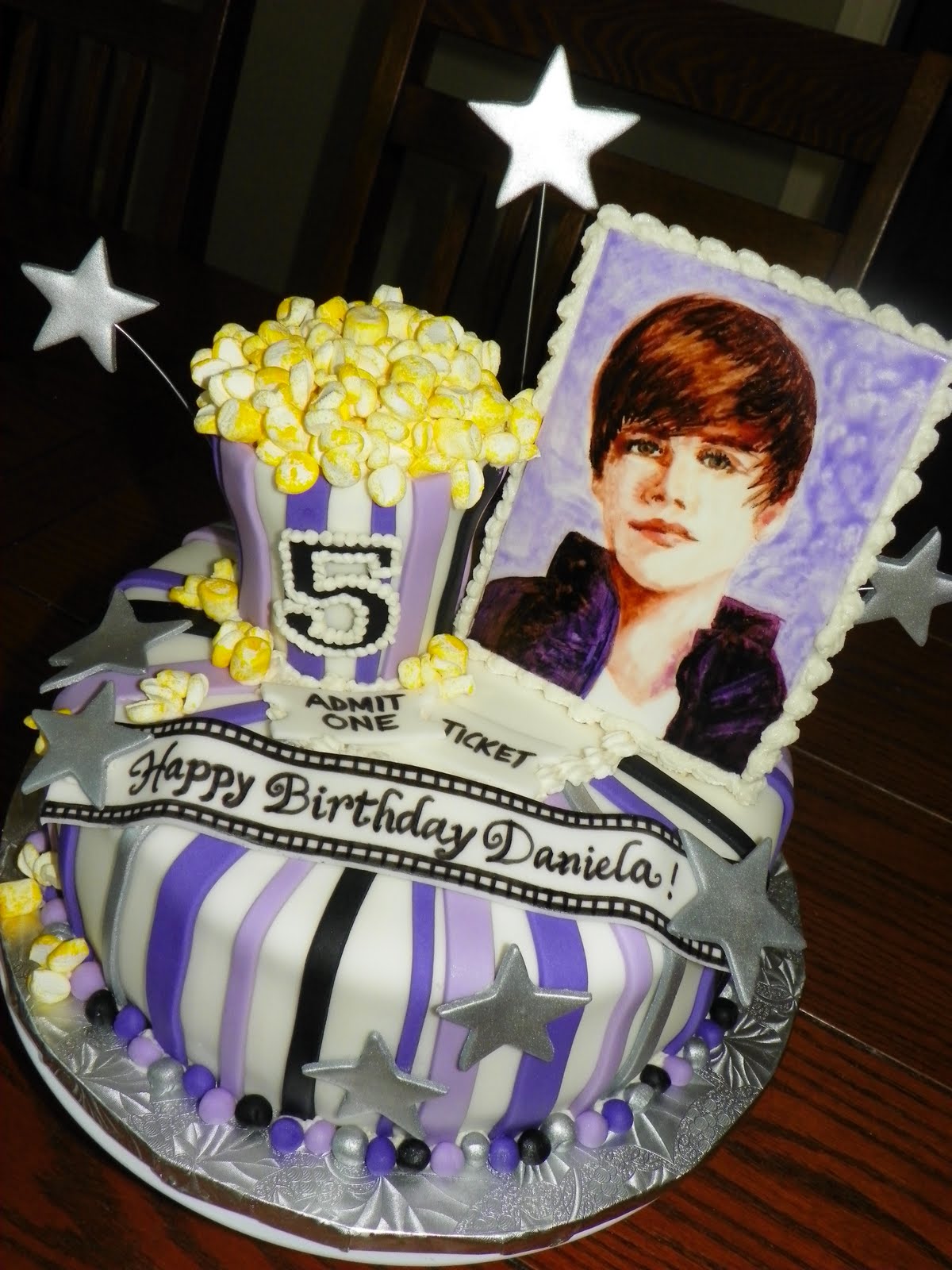 Plumeria Cake Studio: JUSTIN BIEBER BIRTHDAY Cake