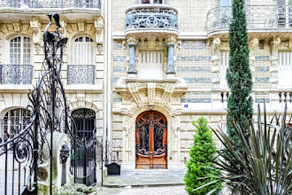 Paris : Immeuble 3 square Rapp, une création Art Nouveau de l'architecte Jules Lavirotte - VIIème