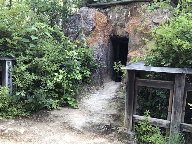 日向大神宮 天の岩戸