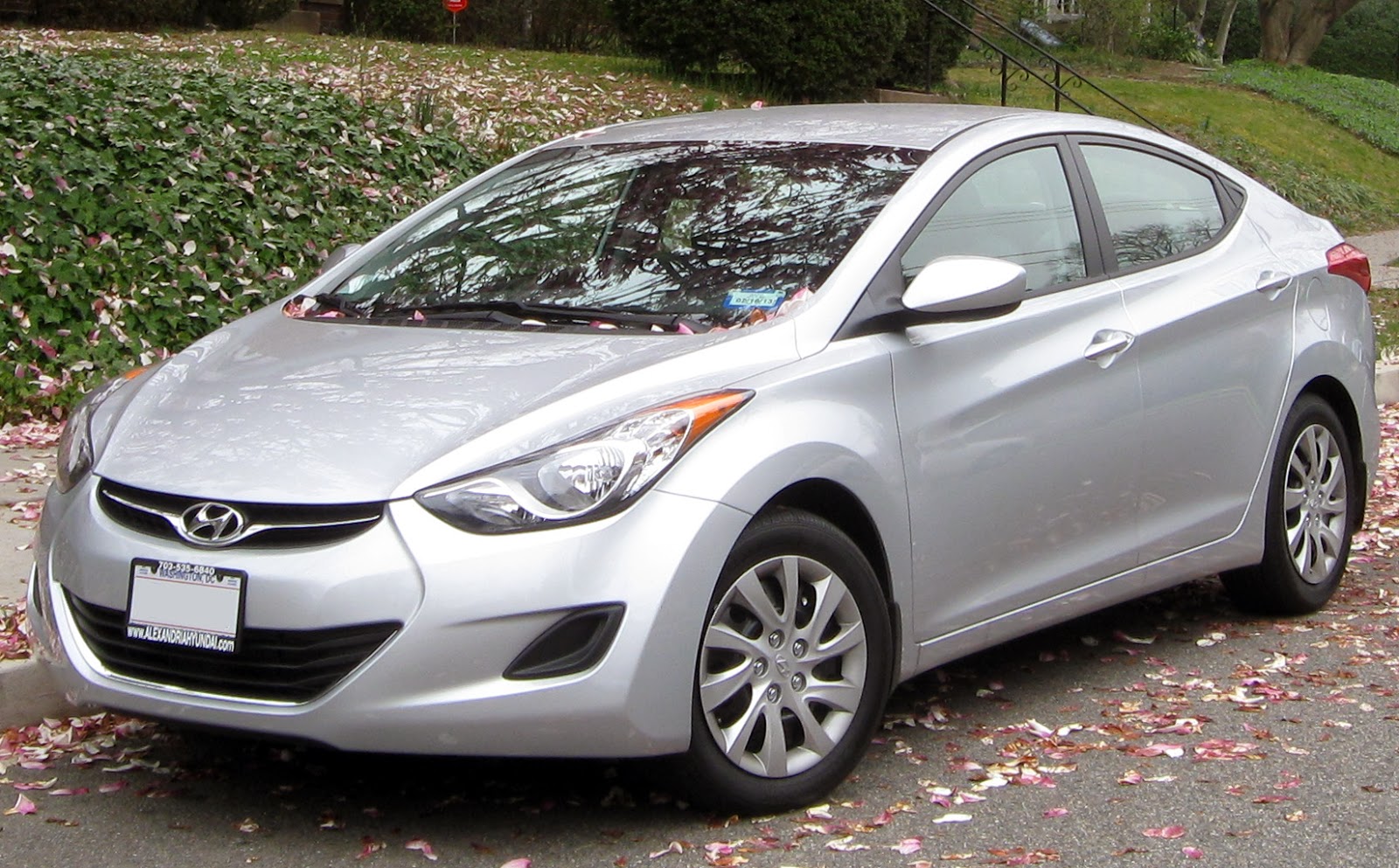 Hyundai Elantra 