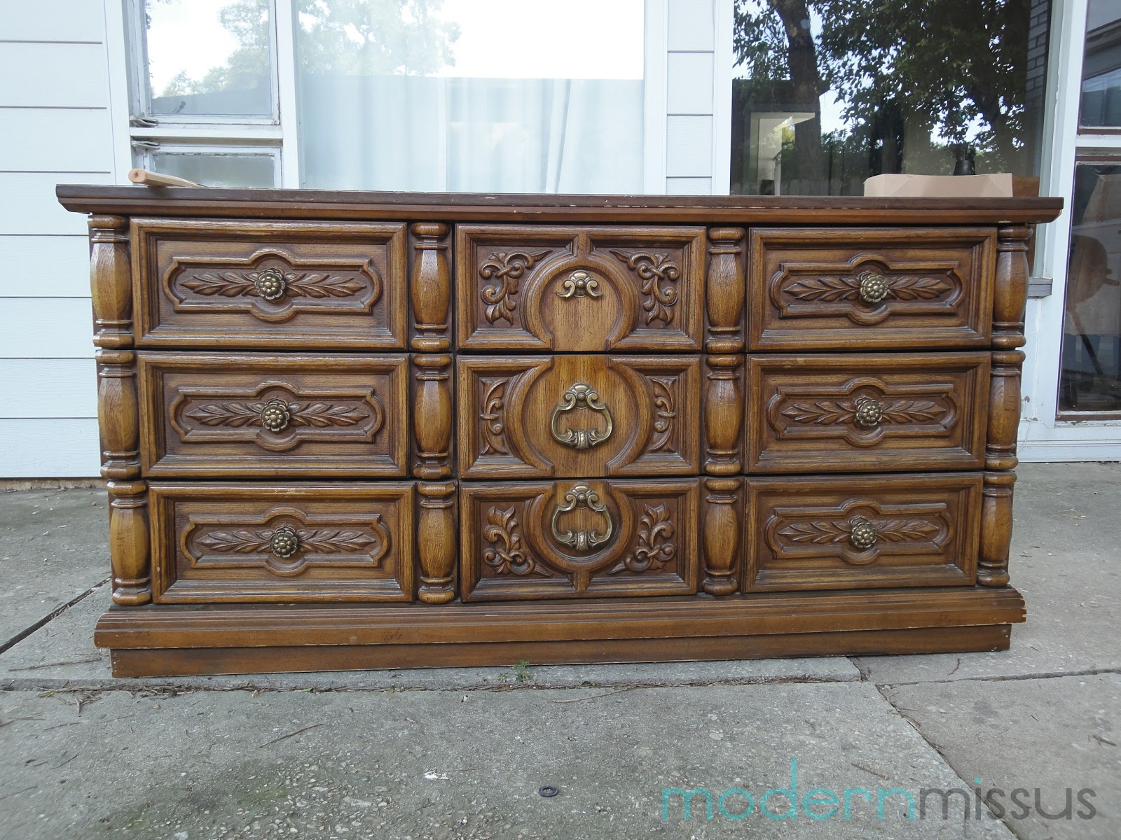 modern missus: 1970s Dresser Before and After