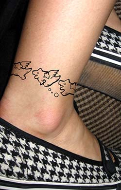 animated tattoo on foot animated tattoo design