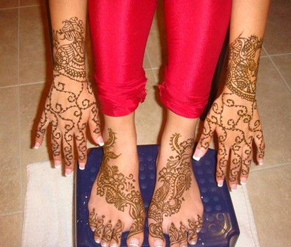 Mehandi Design For Legs And Hands Pictures 2013 | Mehandi Design For Legs And Hands 2013 | Mehandi Design For Legs And Hands Photos