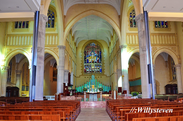 s Cathedral yakni Gereja Nasrani utama di kota Perth dan merupakan Gereja utama di Keusku St. Mary's Catholic Cathedral, Perth