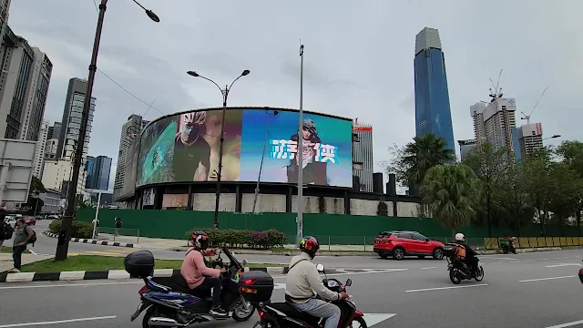 Malaysia KL City Centre Digital Outdoor Advertising Kuala Lumpur Nearby KLCC DOOH Advertising