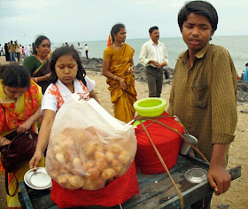 eating gol gappas