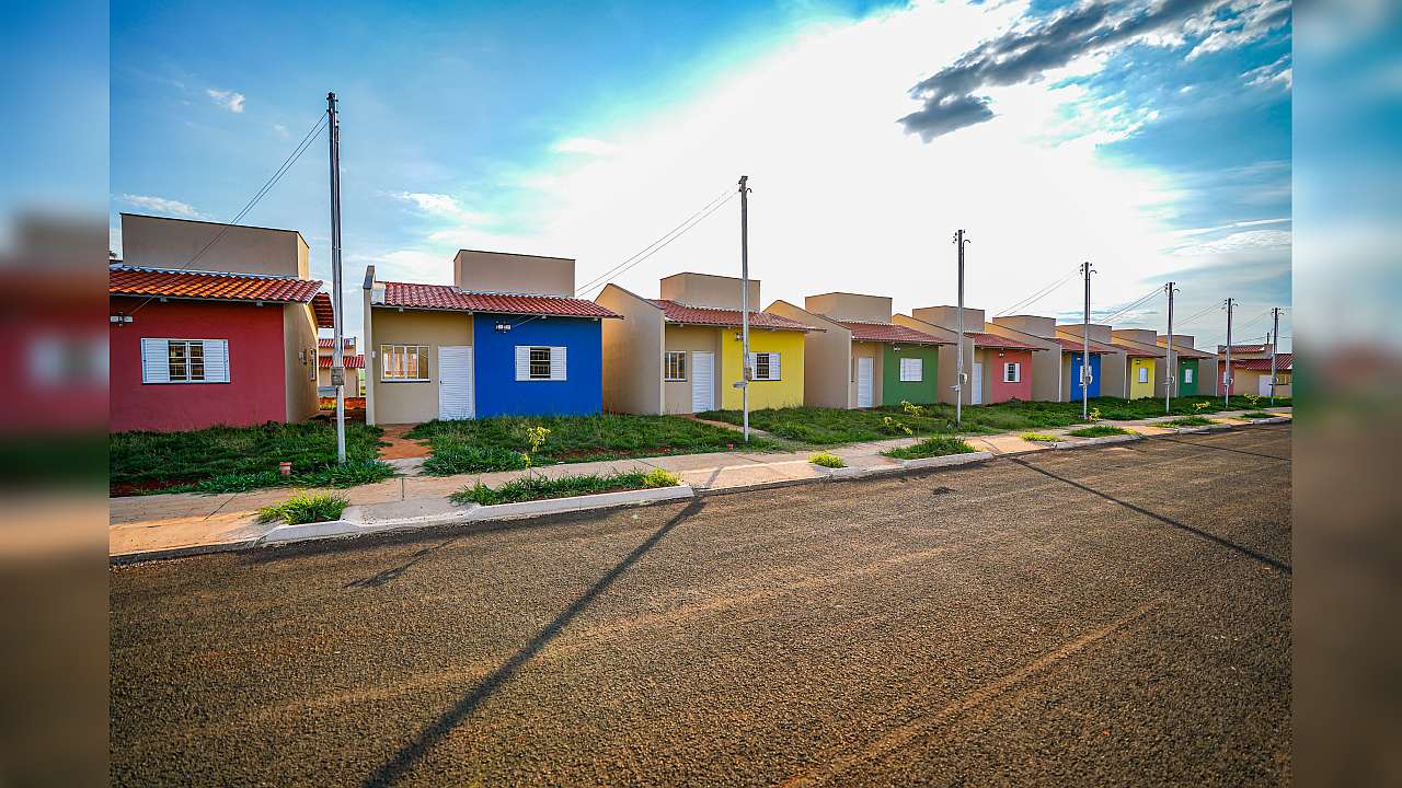 Inscrições de 192 moradias do programa Pra Ter Onde Morar – Construção estão abertas no site da Agehab para famílias com renda até 1 salário mínimo