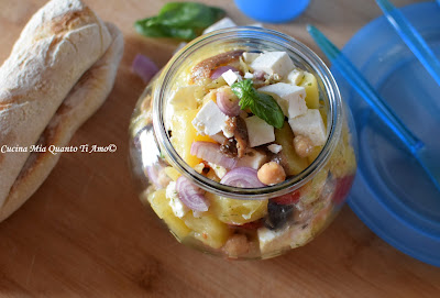 Insalata di patate e feta senza lattosio