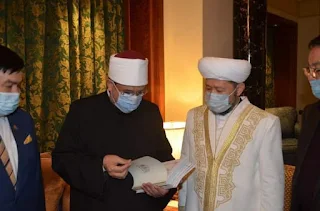 مفتي كازاخستان يدعو وزير الأوقاف لحضور الاحتفال بالعيد العشرين للجامعة المصرية للثقافة الإسلامية بدولته