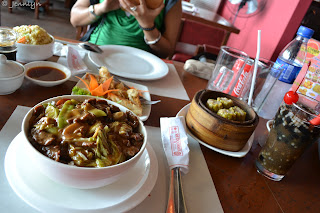 Red Corner, Plazuela de Iloilo