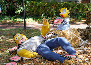 Simpsons scarecrow Halloween decor