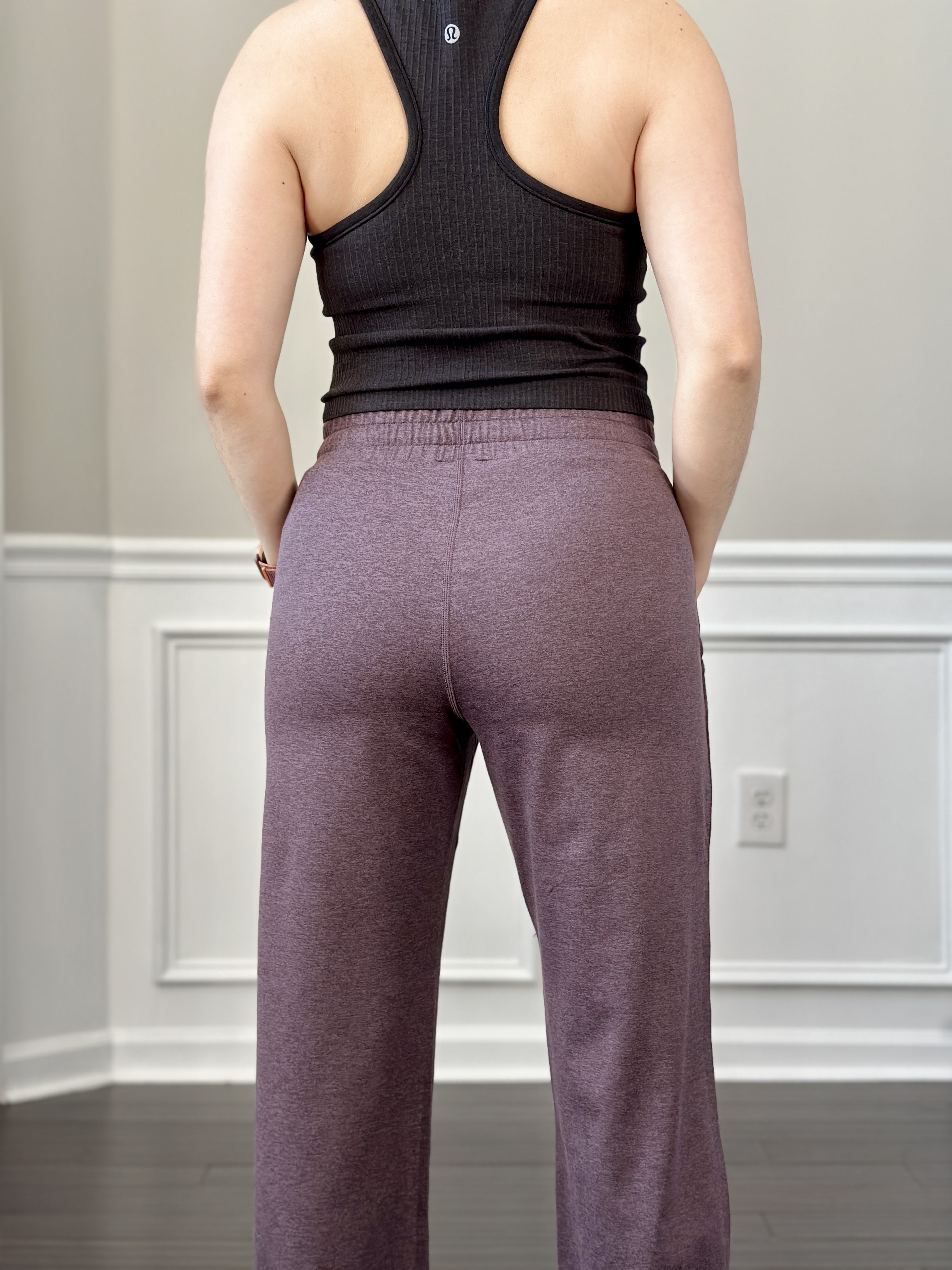 Fit Review Friday! Vuori Miles Ankle Pant and Halo Straight Leg Pant