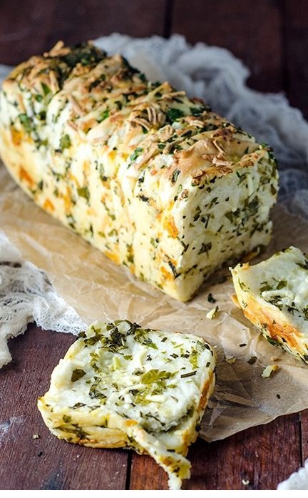 Garlic Herb And Cheese Bread