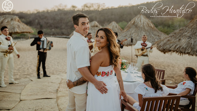 boda en playa, beach wedding, Oaxaca, México, Bodas Huatulco, Wedding Planner