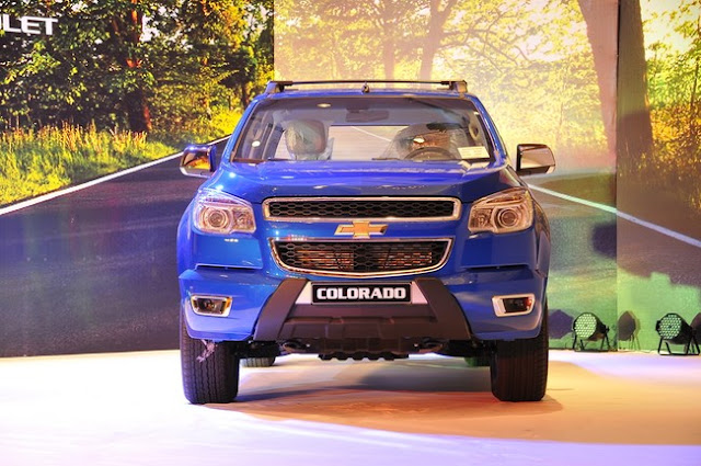 Chevrolet Colorado LTZ giá 729 triệu đồng tại Việt Nam