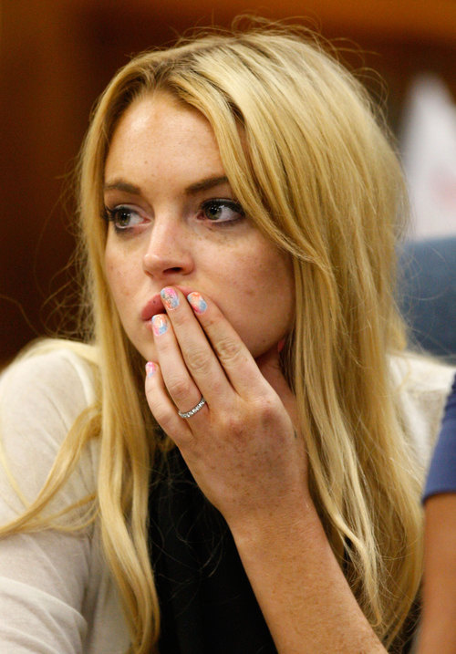 lindsay lohan white dress to court. Lindsay+lohan+white+dress+