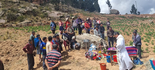 Segnung des neuen Friedhofs in Lecheca Alta Bolivien