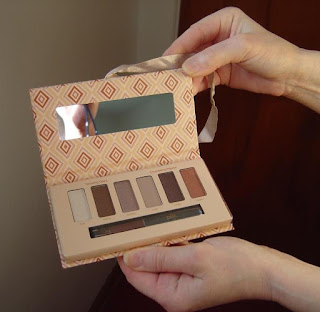 Pur Minerals Au Naturel Eye Shadow Palette, opened.jpeg