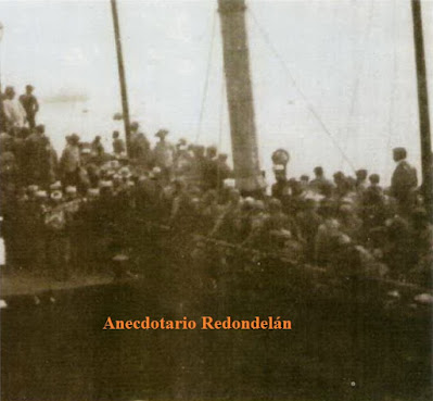 Chegada dun barco de repatriados de Cuba. Arquivo Cruz Vermella Madrid