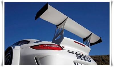 2010 Porsche 911 GT3 R Rear Wing View