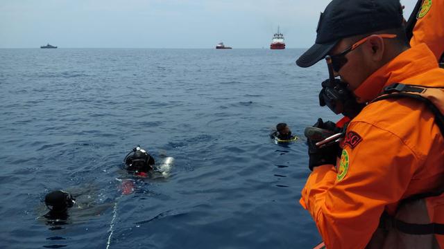 Basarnas Berhasil Menemukan Black Box Lion Air PK-LQP