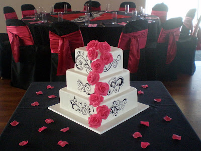 simple wedding cakes with fuschia pink