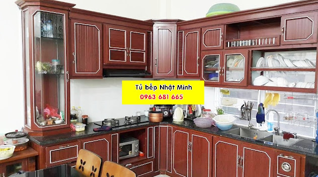 Mẫu tủ bếp nhôm giả gỗ đẹp