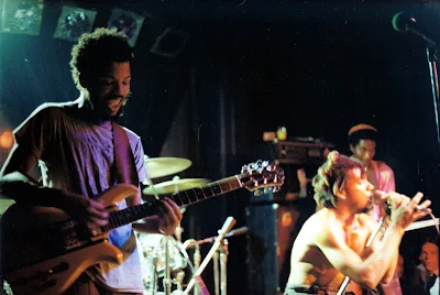 O Bad Brains é uma influente banda americana de hardcore punk e reggae. A banda é considerada uma das pioneiras do hardcore.