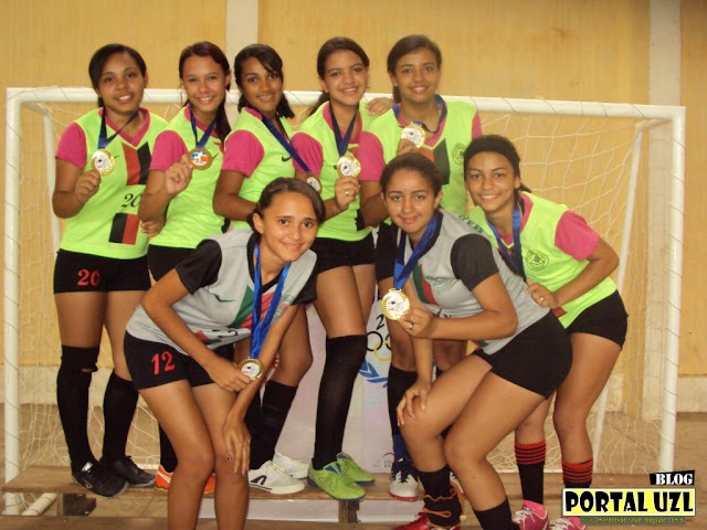 Futsal feminino juvenil da Escola Estadual 11 de Agosto é bicampeão do JERNs Umarizal; Veja as Fotos