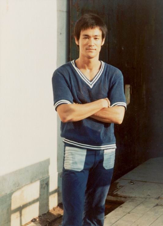 Photograph s and Wallpaper Rare Photo s of Bruce Lee