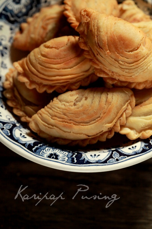 Karipap Pusing - masam manis