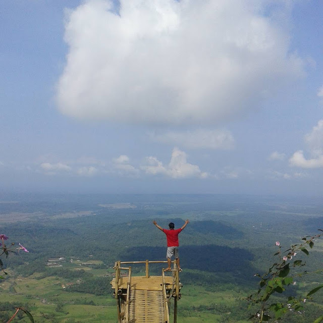 foto jembatan puncak sendaren purbalingga