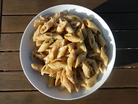 Pasta con salsa di noci