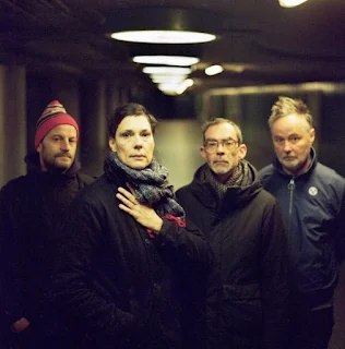 STEREOLAB - banda - 2025