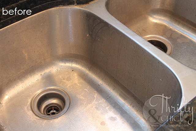 How to use natural ingredients to clean your stainless steel sink and make it shine!