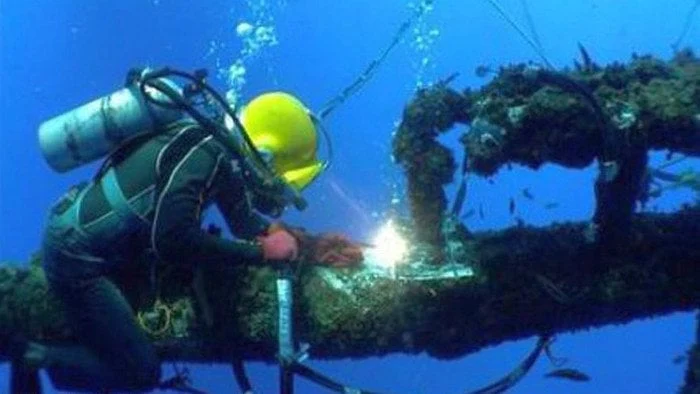 bekerja di kapal laut, cara bekerja di laut, arti mimpi bekerja di laut, syarat bekerja di kapal laut, cara bekerja di kapal laut, bahasa inggris bekerja di laut, syarat bekerja di kapal laut, cara bekerja di kapal laut, orang yang bekerja di kapal laut