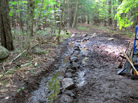 edging for a trail turnpike