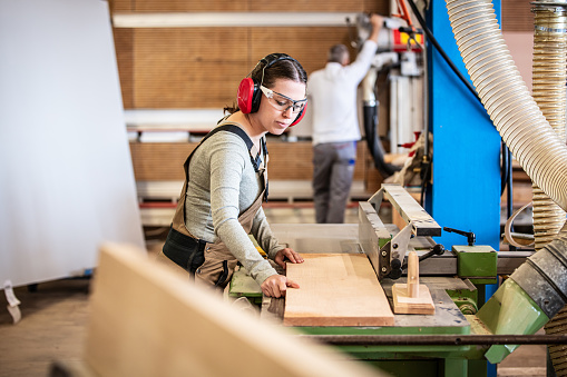 Carpenters in Dubai